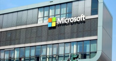 logo Microsoft na budynku