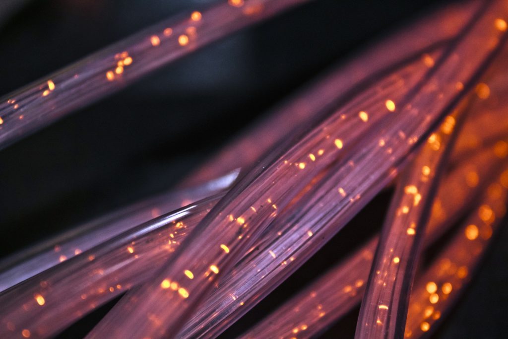 swiatlowod przewod kabel siec internet