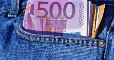 mandat za posiadanie gotówki ponad 2000 euro