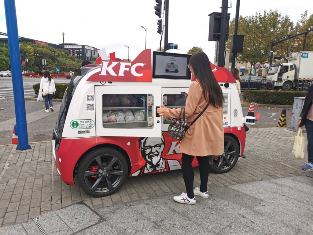Autonomiczne food trucki KFC