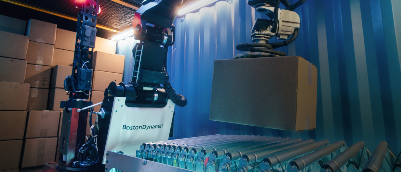 boston-dynamics-stretch-robot-magazyn-logistyka-automatyzacja