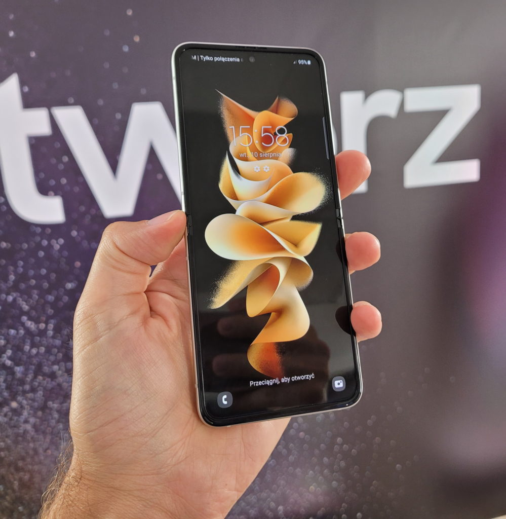 Samsung Galaxy Z Flip3 przod front