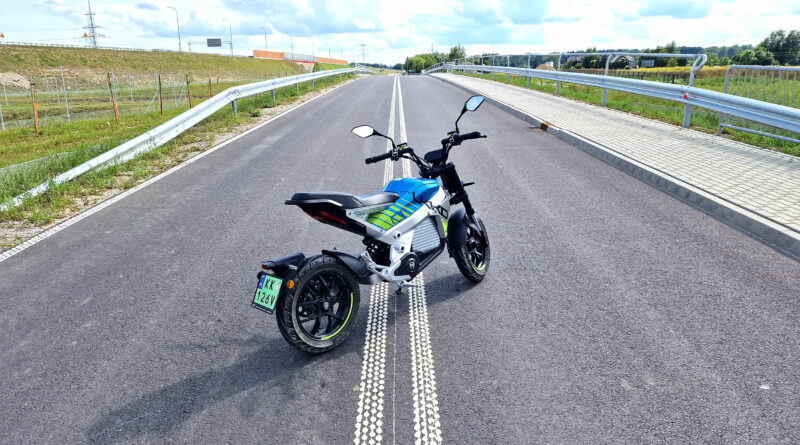 Motocykl elektryczny Tromox Ukko S