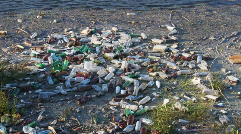 ESA śmieci plastik oceany