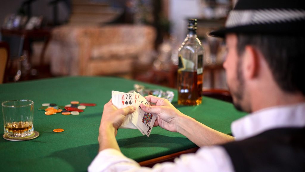 poker karty hazard pexels denner nunes