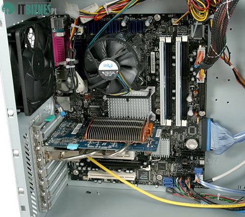 Komputer Bestcom z procesorem Core 2 Duo E6300